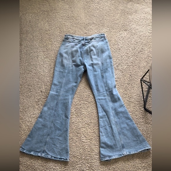 Super Flare Jeans - Picture 2 of 4